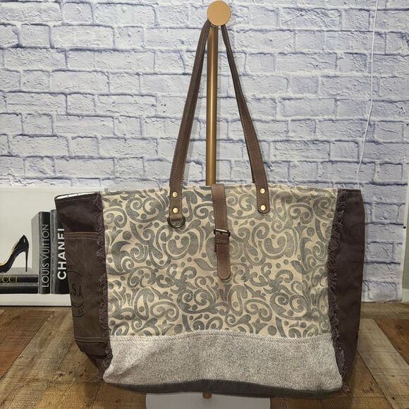 Myra bag FLORAL PRINT WEEKENDER BAG - Picture 2 of 11